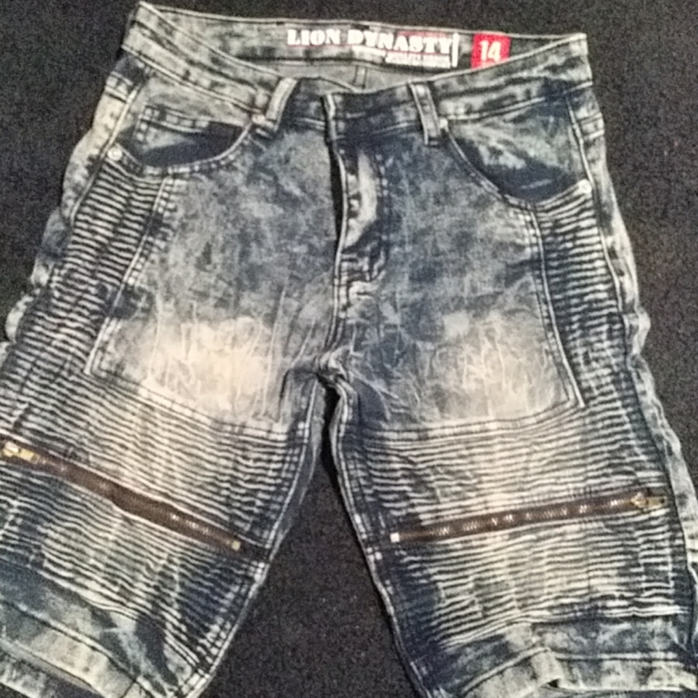 Lion Dynasty Jean Shorts